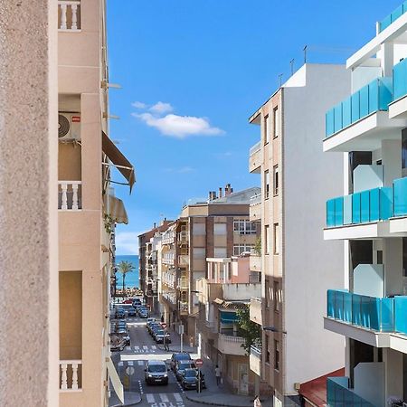 Reel Apartments- Walk To The Beach And Centre Torrevieja Buitenkant foto